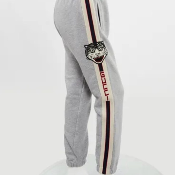 Gucci Jogging Sweatpants with Embroidered Tiger - Picture 4 of 11